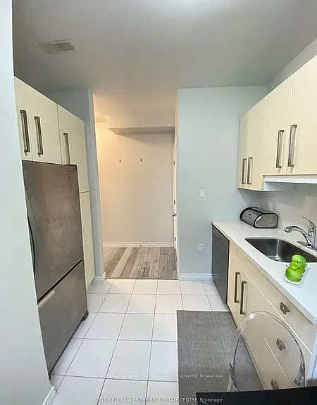 13 Gaskin Ct N #B — Photo 4