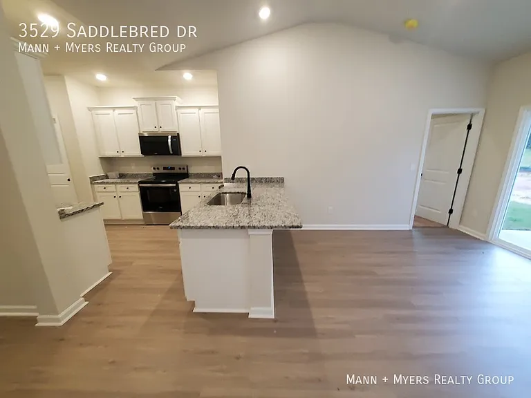3529 Saddlebred Dr — Photo 15