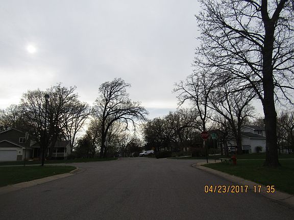 5th image of 5951 142nd Ave NW