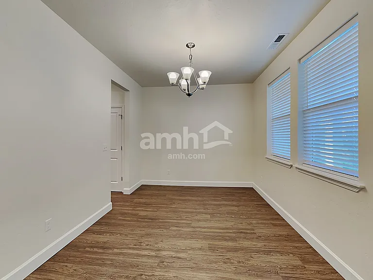 3453 S Bartlett Way — Photo 5