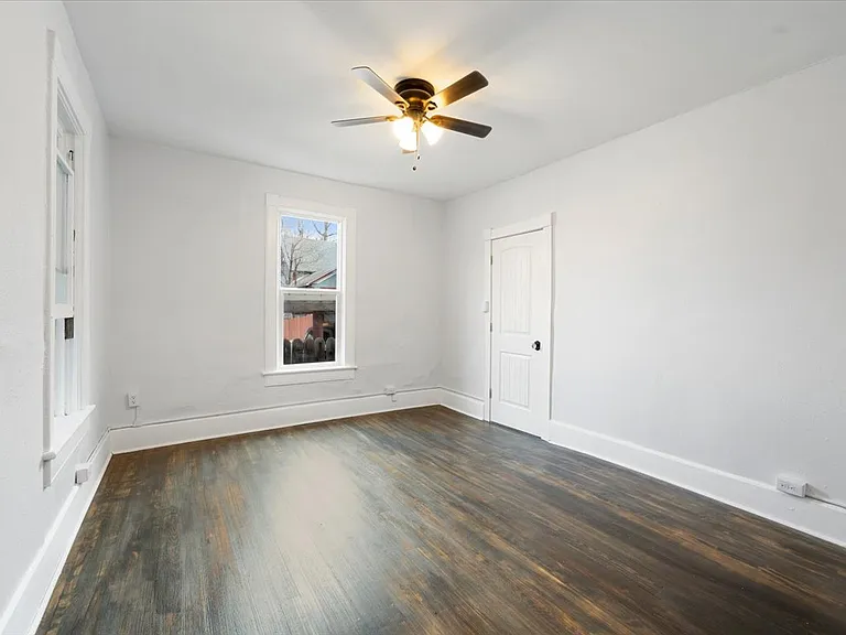 125R Ruxton Ave #2 — Photo 13