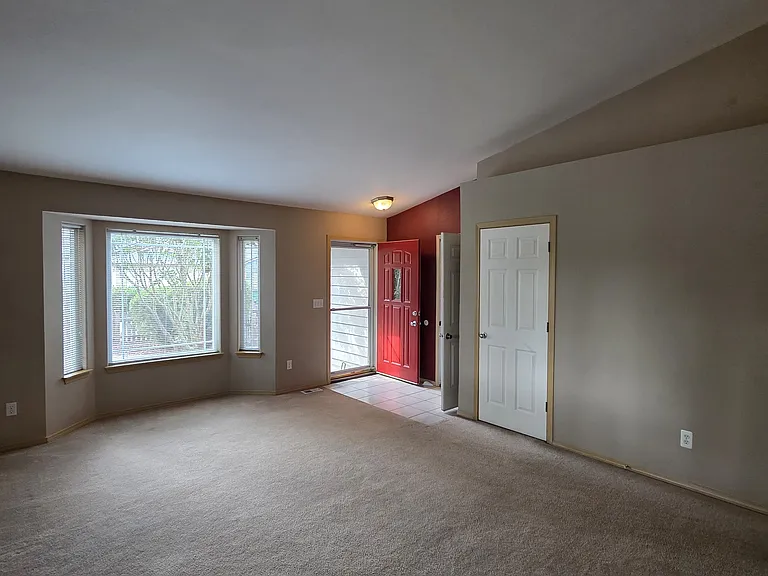 2525 169th St NE — Photo 5