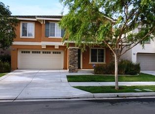 1586 Acacia Cir, Vista, CA 92081