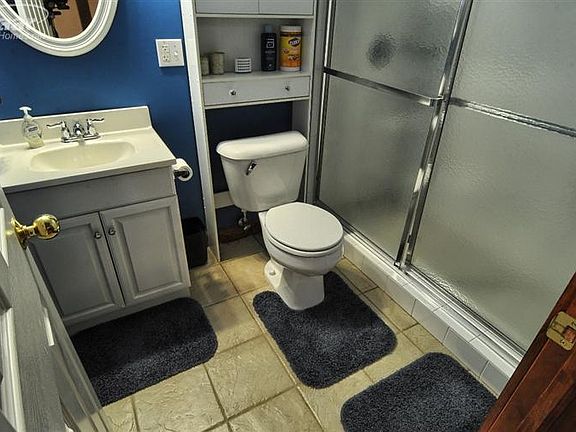 2nd image of 6090 Berrymoor Dr