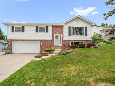 3227 Windsor PLACE, West Bend, WI, 53090