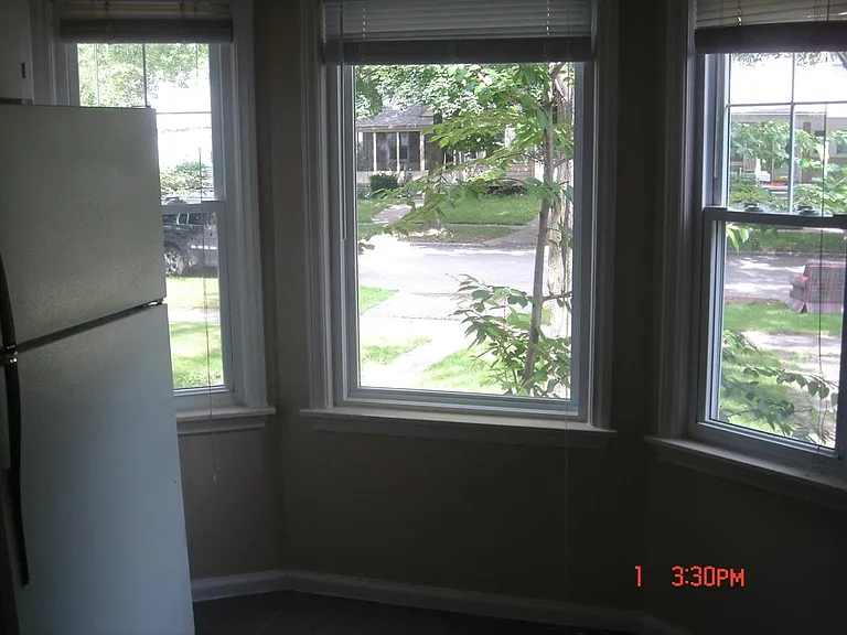 1521 N Vermont Ave — Photo 12