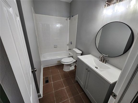 3rd image of 620 Joseph E Lowery Blvd NW