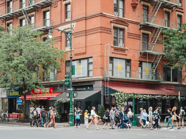 18 West 70th Street image 18 of 22