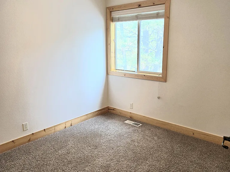 110 Mores Creek Dr — Photo 19