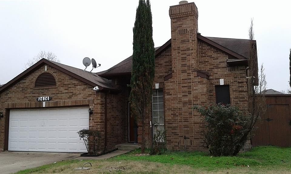 1st image of 2414 Whispering Cove Cir
