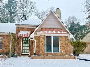 6915 Maury Dr, Olive Branch, MS 38654