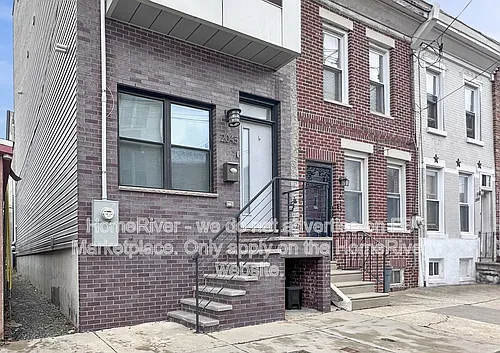 2045 Manton St Photo 1