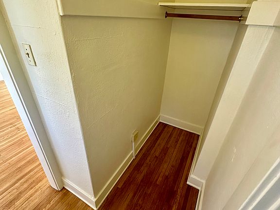 4th image of 840 Grand Ave APT 4