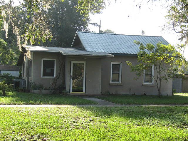 1st image of 1 S Suwanee Ave