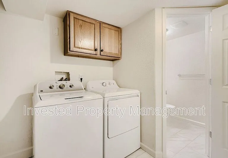 19107 E Bellewood Dr — Photo 14