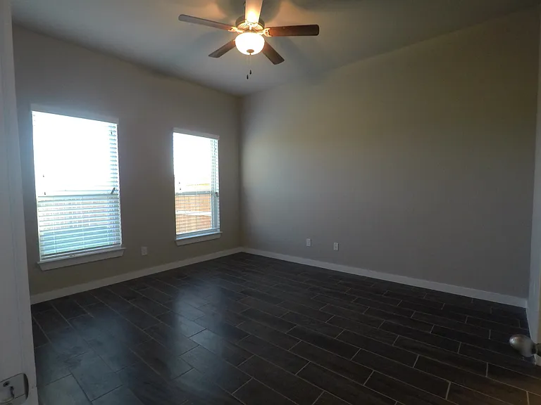 120 Hidden Springs Dr — Photo 11