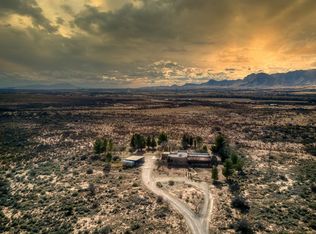 9304 S Little Dog Ln, Hereford, AZ 85615