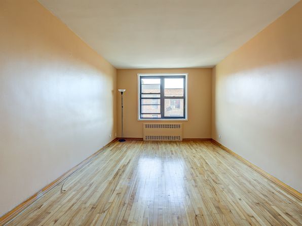 8710 34th Ave APT 6M