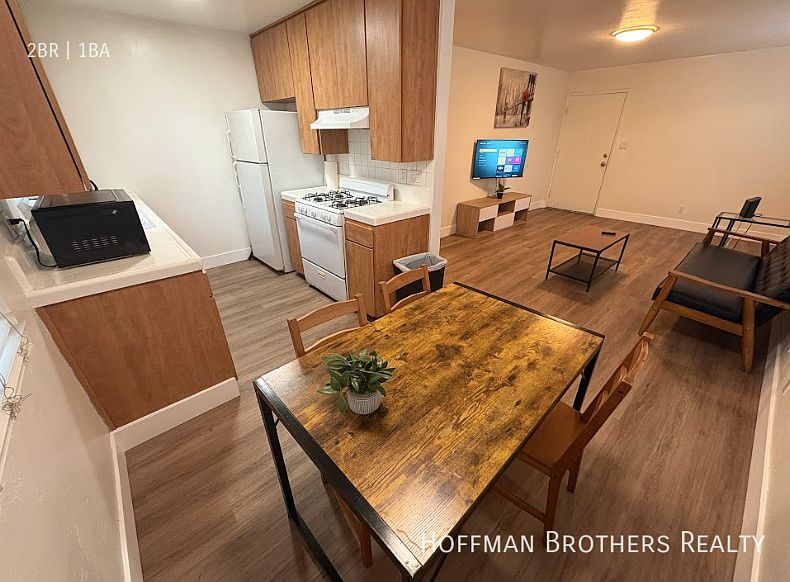 1st image of 1633 B Ave #2