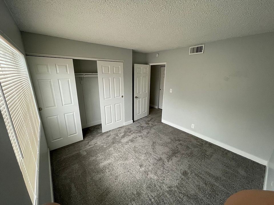 1st image of 4044 Espanita Ave