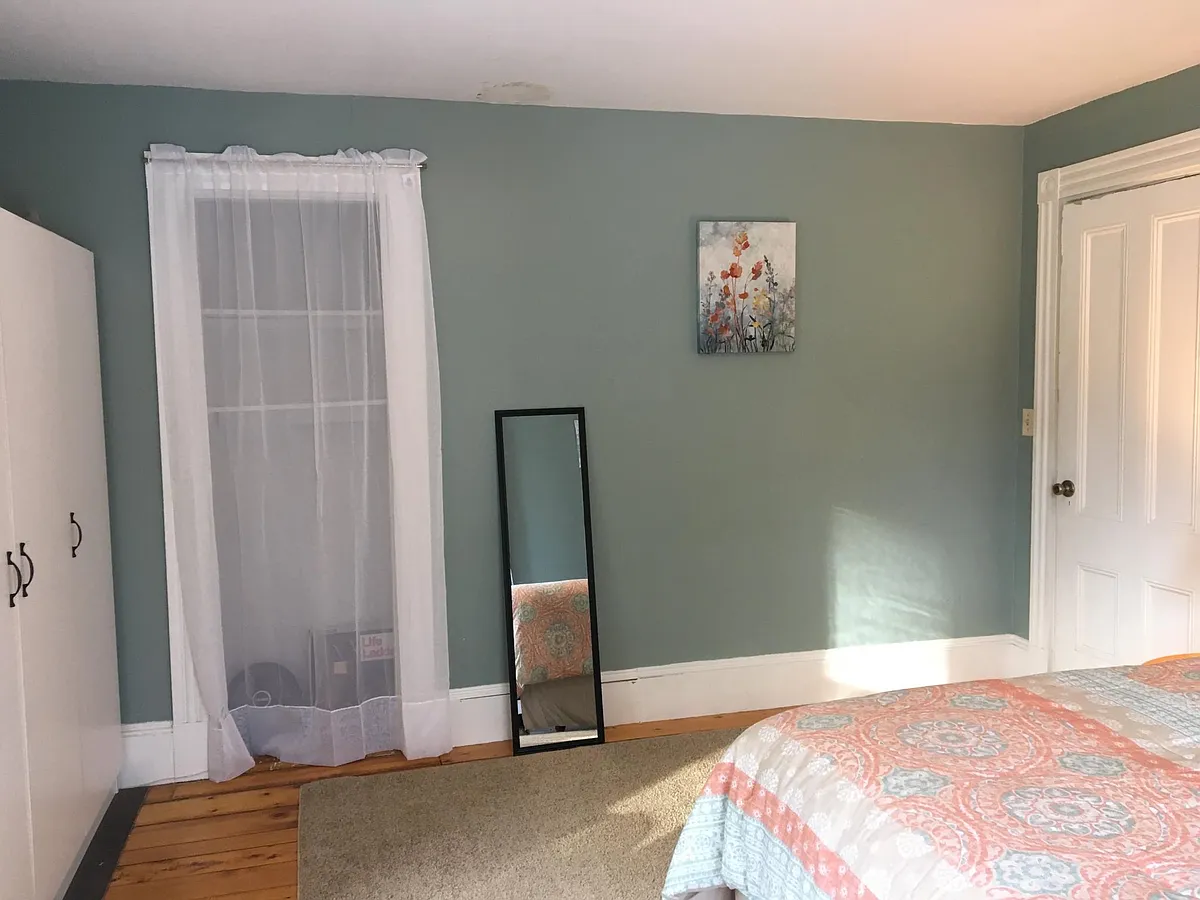Building Photo - 33 Oak Grove St #2