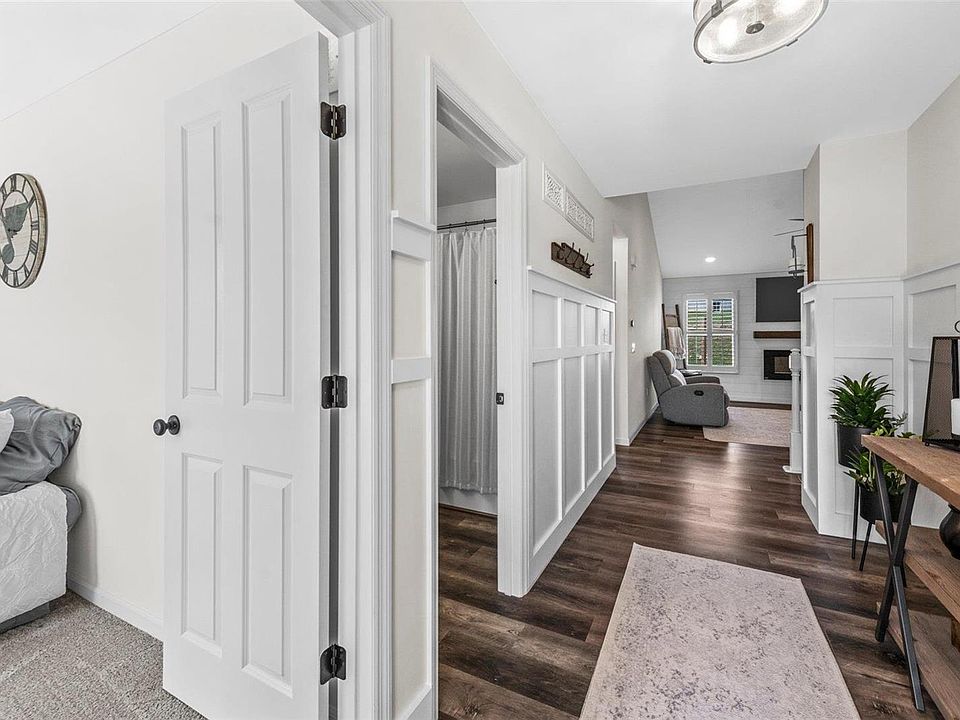 1016 Westlake Village Dr, Pacific, MO 63069 Zillow