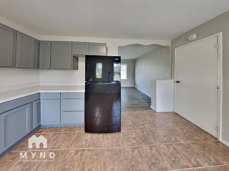 6649 Meadowlark Dr — Photo 7