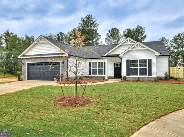 102 Starling Ln, Guyton, GA 31312