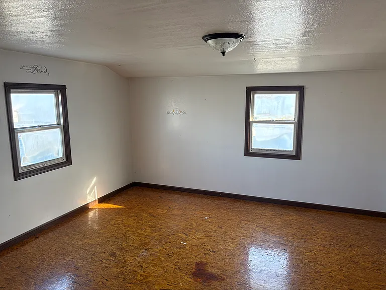 14206 Grabill Rd — Photo 10