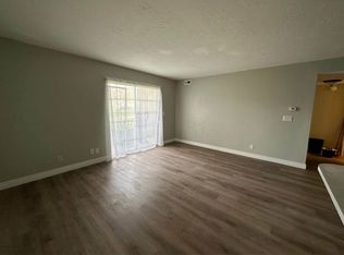2095 S Main St APT 16, Bountiful, UT 84010