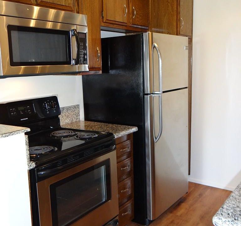 1st image of 4070 Kansas St #02