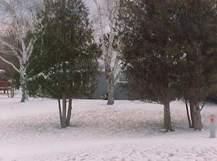 859 E Parkdale Ave, Manistee, MI 49660