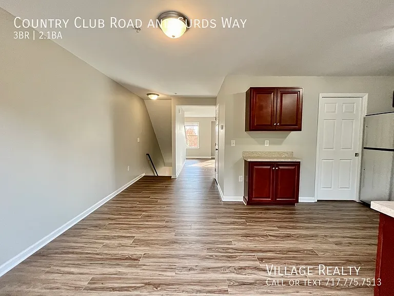 Country Club Rd — Photo 61