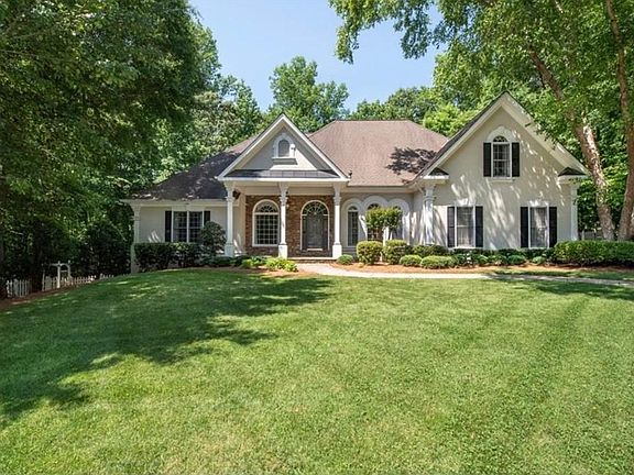 4th image of 120 Red Bird Ct