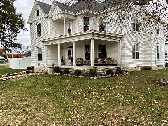 2nd image of 429 Cane Run St