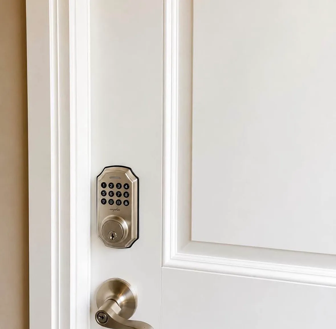 1 bed, 700 sqft, $1,800 — Photo 1