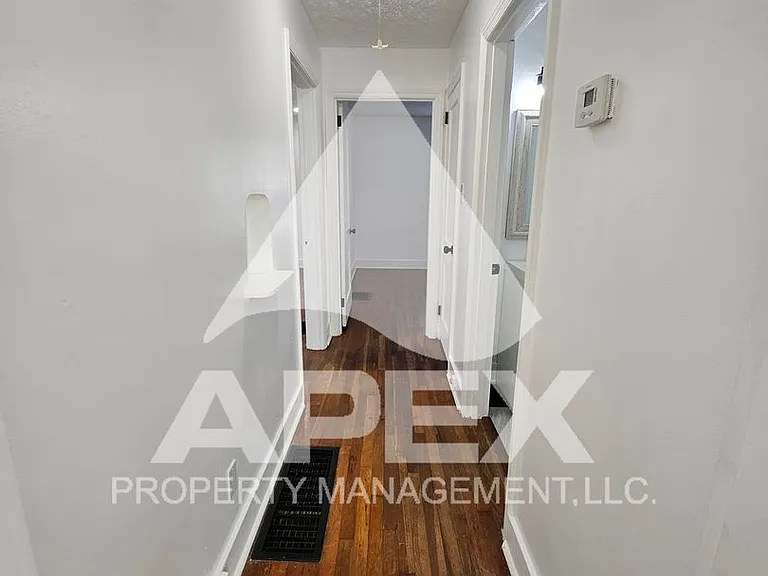 3710 S Haven Rd SE — Photo 16