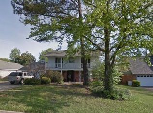 7215 Riviera Dr, Fort Smith, AR 72903