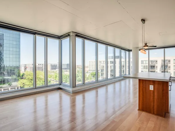 8161 33rd Ave S Unit 601, Bloomington, MN 55425