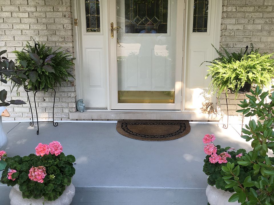 1st image of 12631 Wisteria Ct
