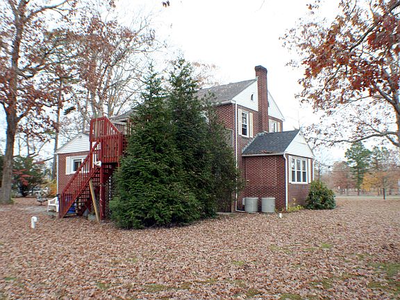 5th image of 1013-1017 De Hirsch Ave