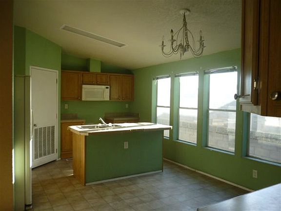 4th image of 1972 E Kennedy Ln
