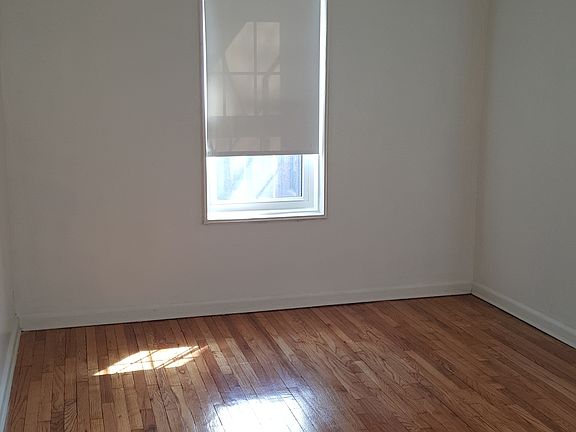 5th image of 14021 84th Dr #211