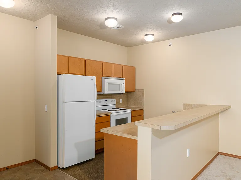 Eagle Point Apartments — Photo 51