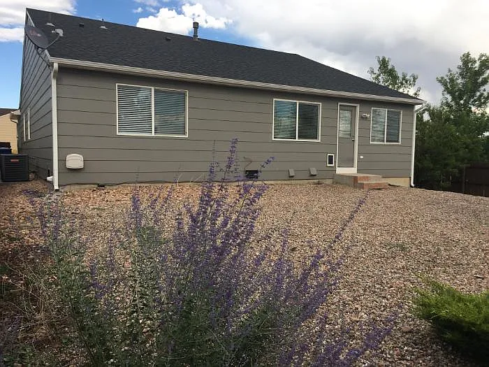 5602 Vermillion Bluffs Dr — Photo 2