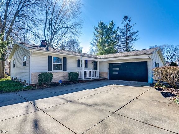 3rd image of 5995 Liberty Rd