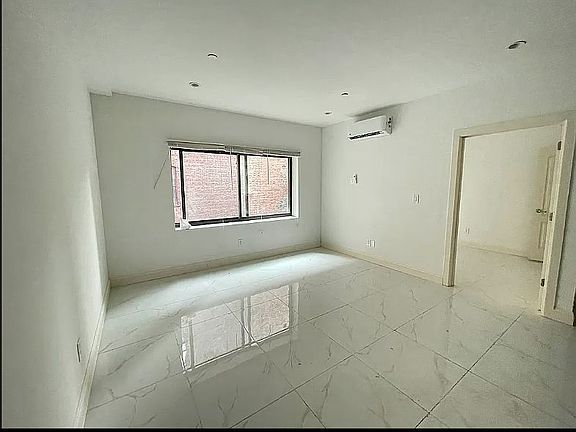 3rd image of 173 Morningside Ave #3B