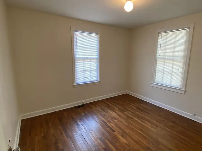 174 Marion St — Photo 6