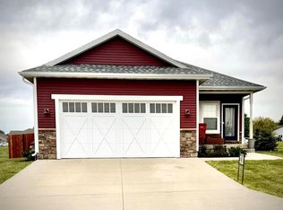 905 Lewis Dr, Webster City, IA 50595