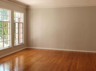 917 S Hobart Blvd, Los Angeles, CA 90006